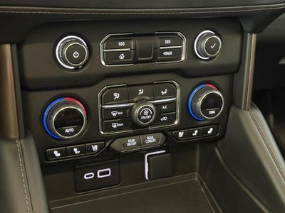 2023 Chevrolet Suburban High Country