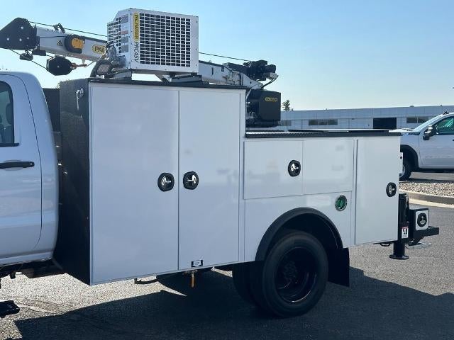 2024 Chevrolet Silverado 5500 HD Work Truck