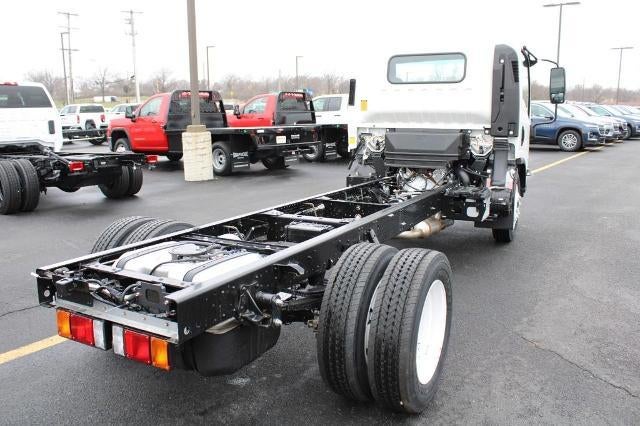 2024 Chevrolet Low Cab Forward 4500 NA