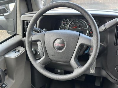 2024 GMC Savana Cutaway 3500 1WT