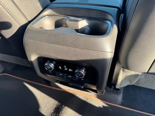 2024 GMC Acadia AT4