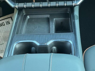 2024 GMC Acadia AT4