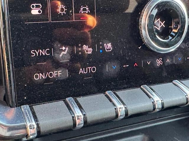 2024 GMC Acadia AT4