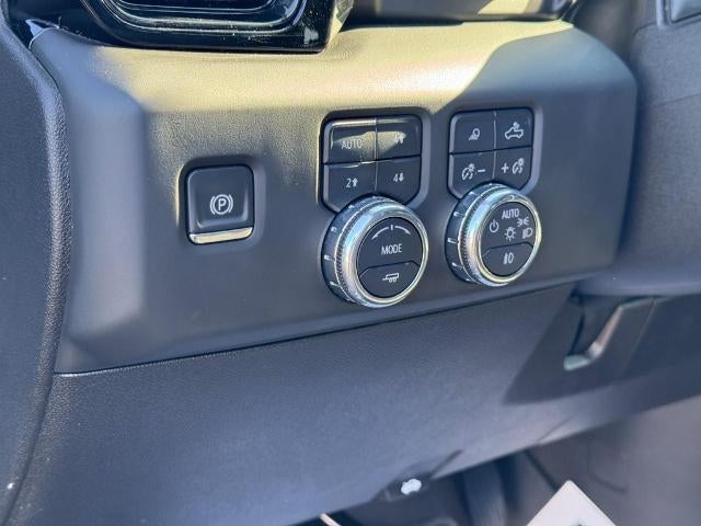 2025 GMC Sierra 3500 HD AT4