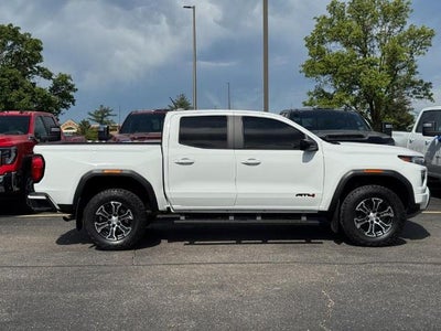 2024 GMC Canyon AT4