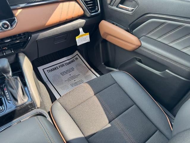 2024 GMC Canyon AT4