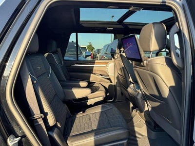 2025 Cadillac Escalade Premium Luxury Platinum