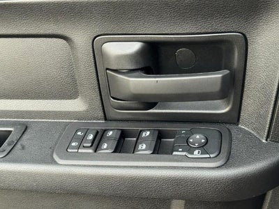 2025 RAM 3500 Tradesman Crew Cab 4x4 6'4" Box