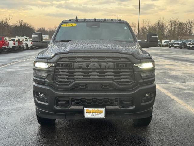 2025 RAM 3500 Tradesman Crew Cab 4x4 6'4" Box