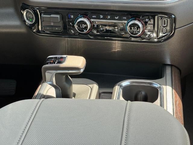 2026 GMC Sierra 1500 SLT - Photo 11