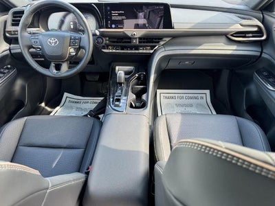 2025 Toyota Crown Signia XLE